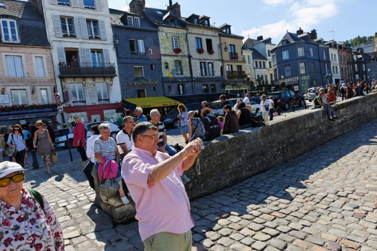 stockphoto, stockfoto, toeristen in Honfleur, tourists in Honfleur